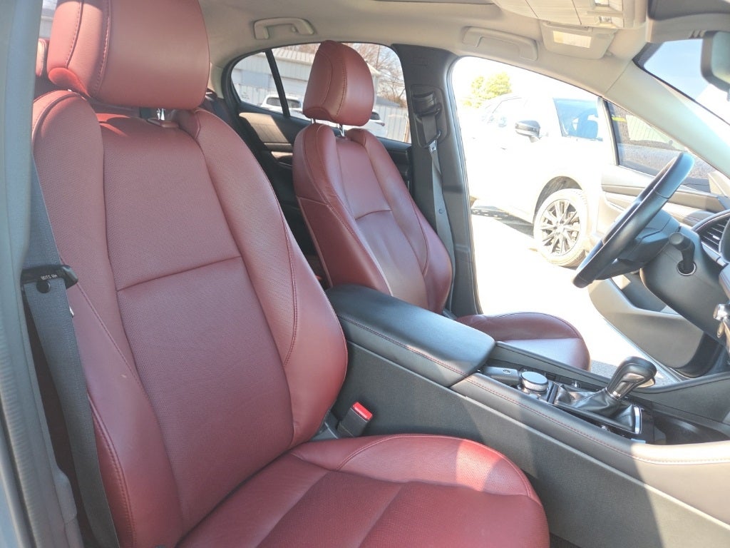 2023 Mazda Mazda3 2.5 S Carbon Edition