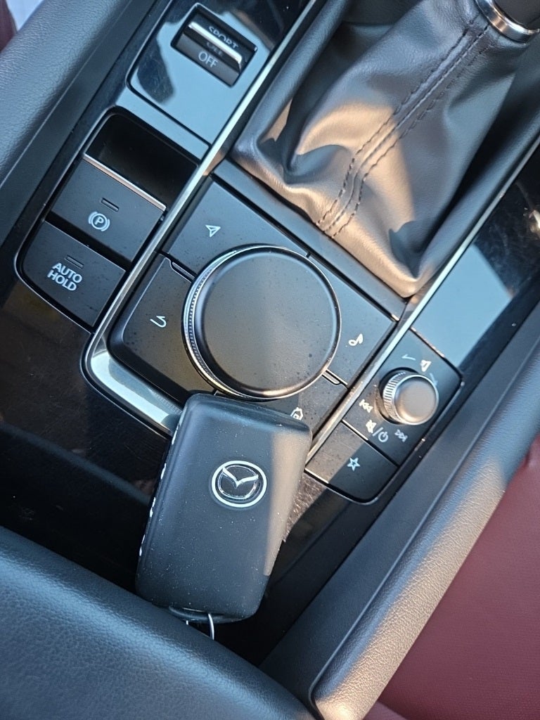 2023 Mazda Mazda3 2.5 S Carbon Edition