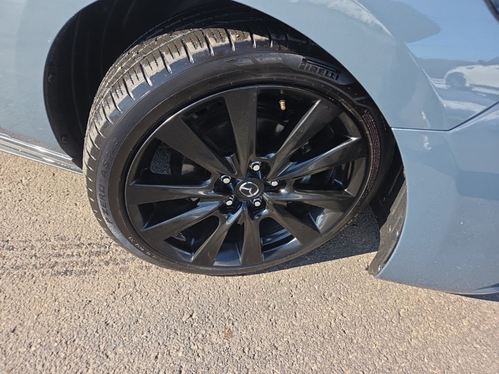 2023 Mazda Mazda3 2.5 S Carbon Edition