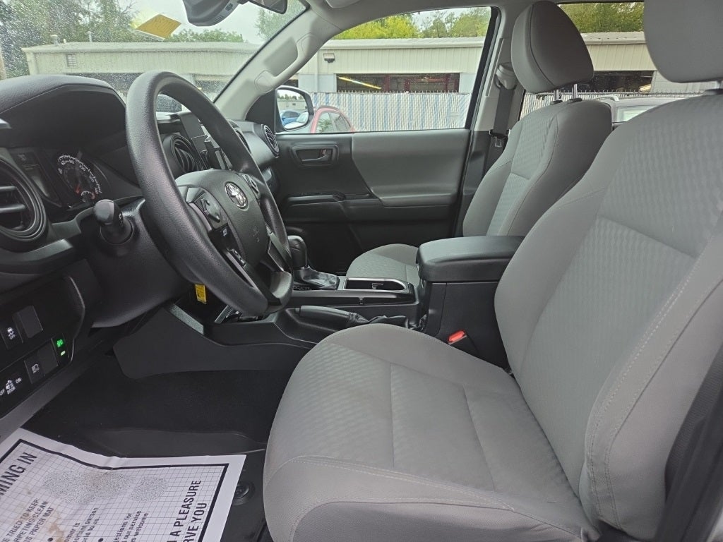 2022 Toyota Tacoma SR V6