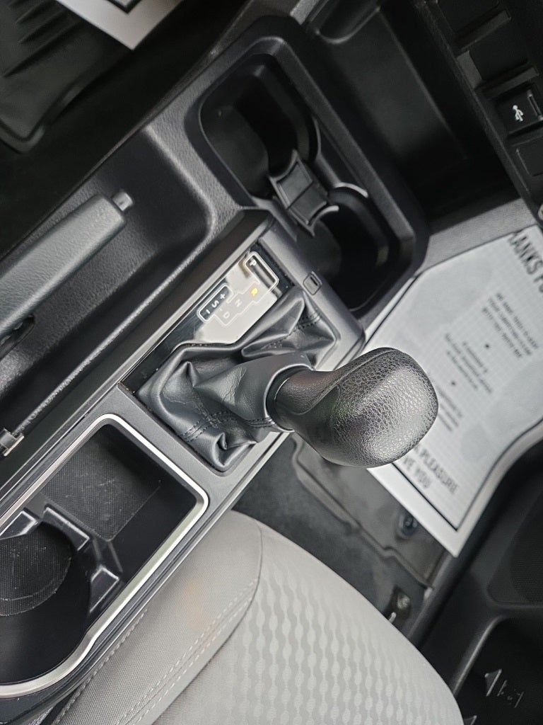 2022 Toyota Tacoma SR V6