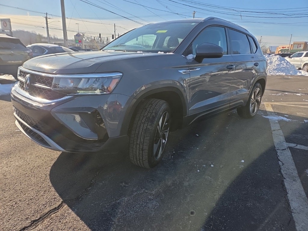 2024 Volkswagen Taos 1.5T SE