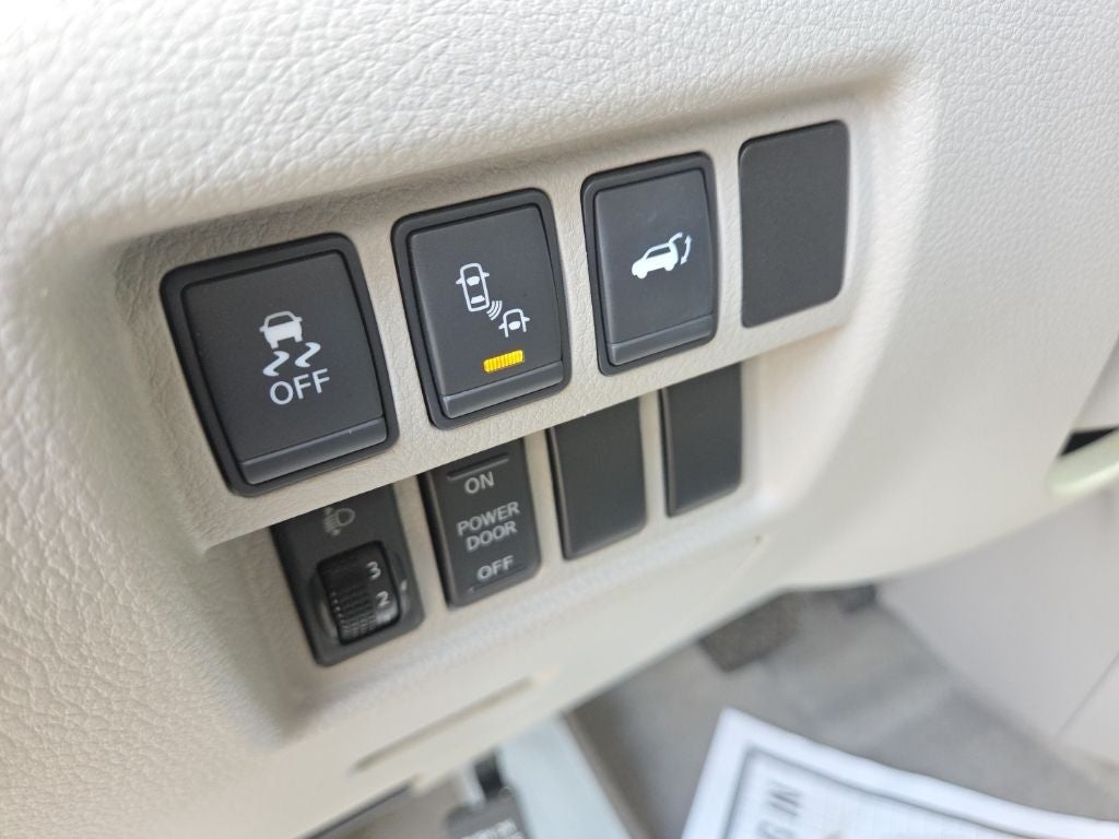 2011 Nissan Quest 3.5 LE