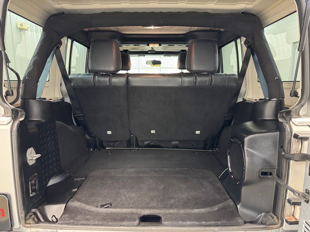 2012 Jeep Wrangler Unlimited Sahara Altitude