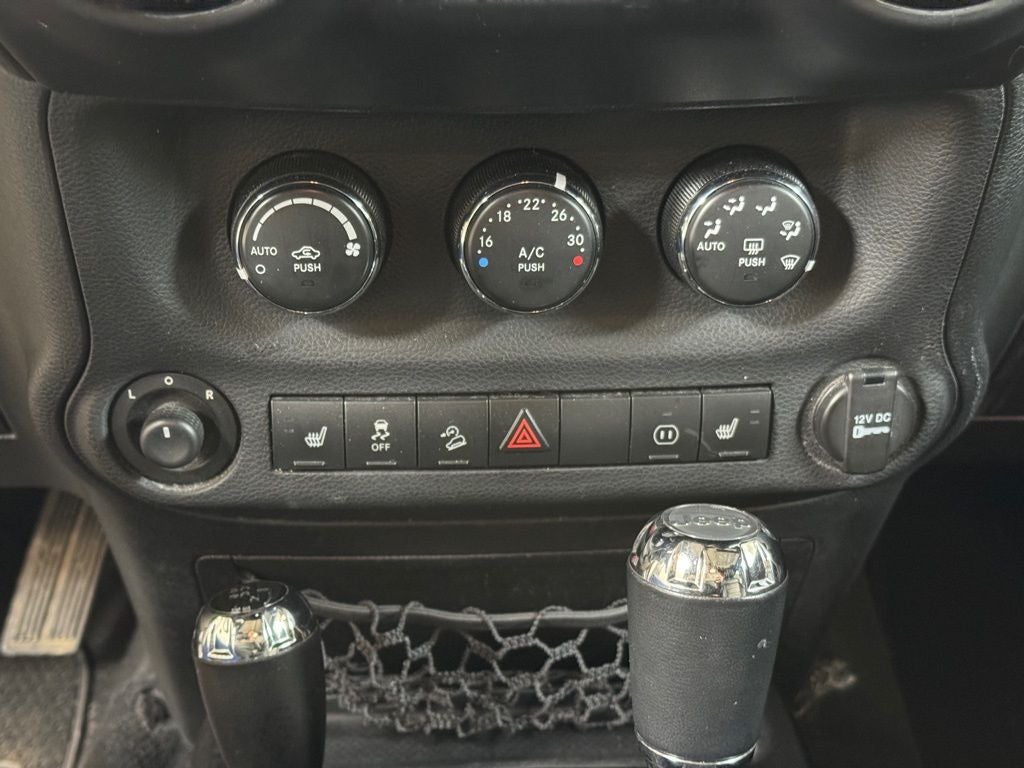 2012 Jeep Wrangler Unlimited Sahara Altitude