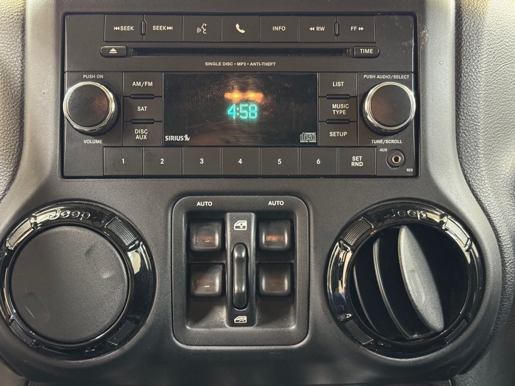 2012 Jeep Wrangler Unlimited Sahara Altitude