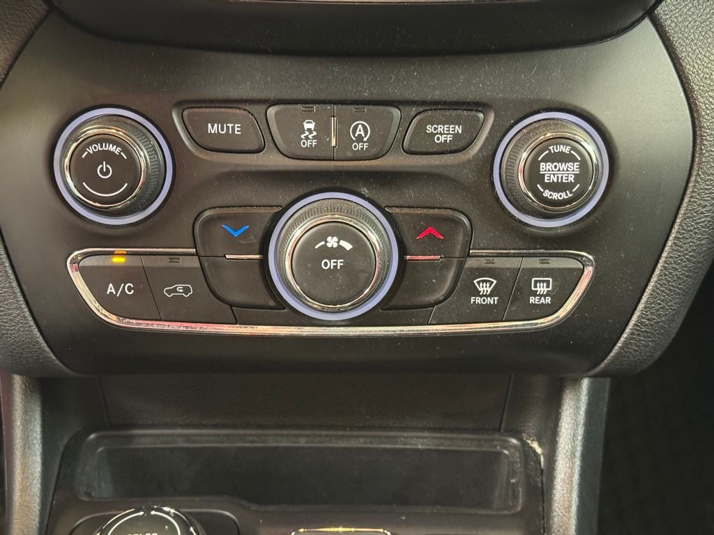 2019 Jeep Cherokee Latitude