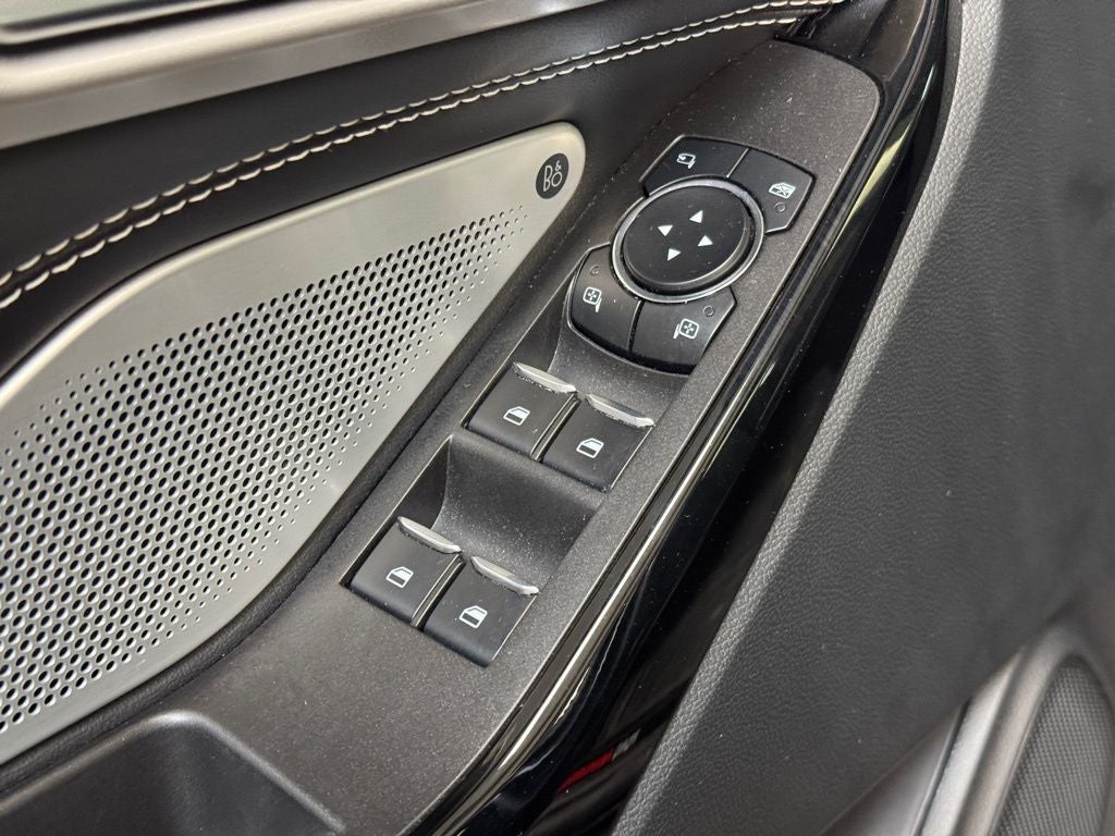 2023 Ford Explorer ST High Package