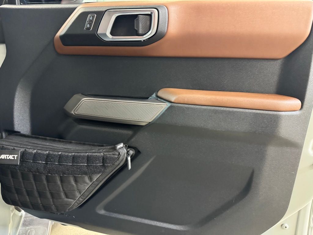 2022 Ford Bronco Outer Banks Rooftop Tent/TrailRax Modular Rack