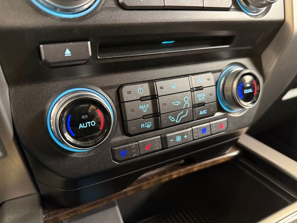 2017 Ford F-250SD Platinum Ultimate