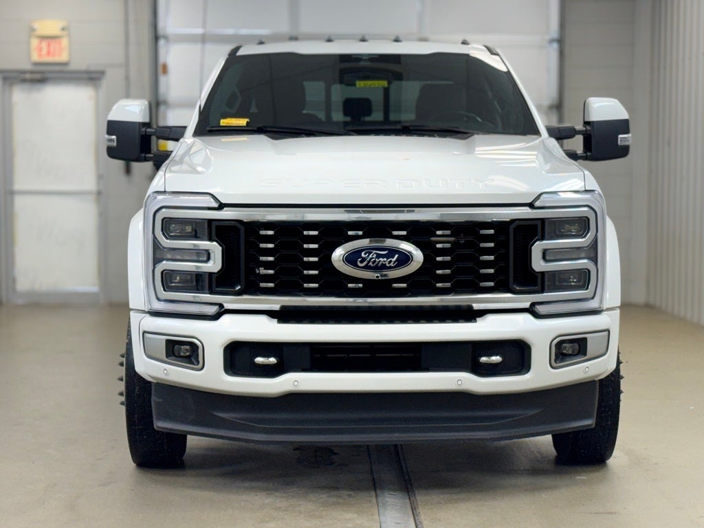 2023 Ford F-450SD Limited DRW