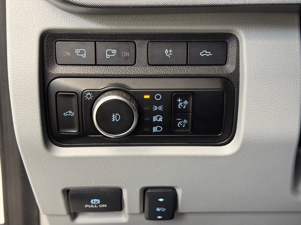 2023 Ford F-450SD Limited DRW