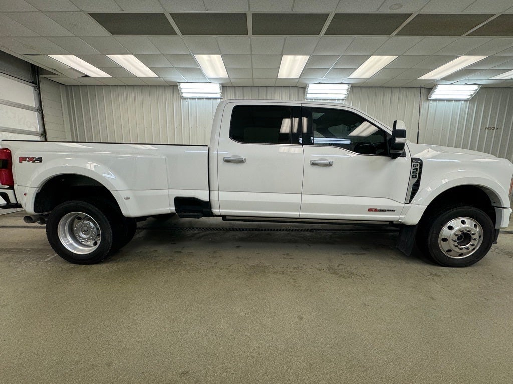 2023 Ford F-450SD Limited DRW