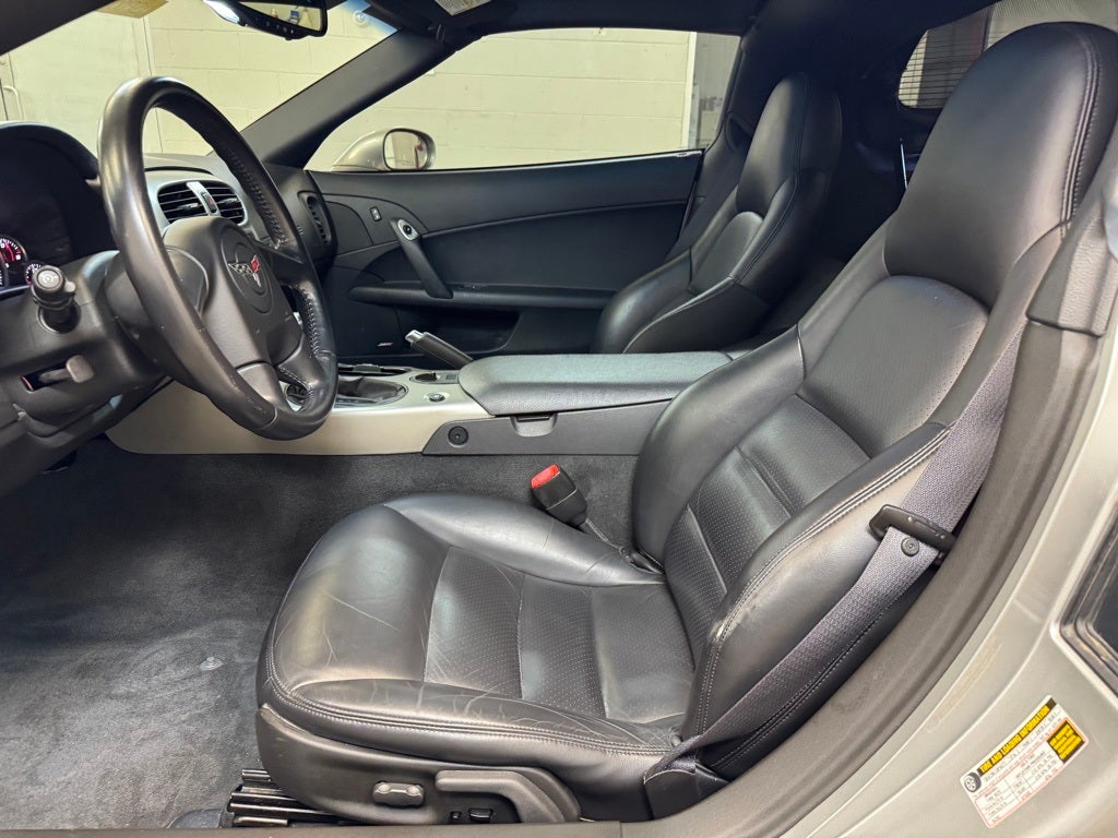 2005 Chevrolet Corvette Base