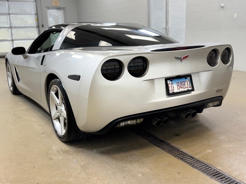2005 Chevrolet Corvette Base