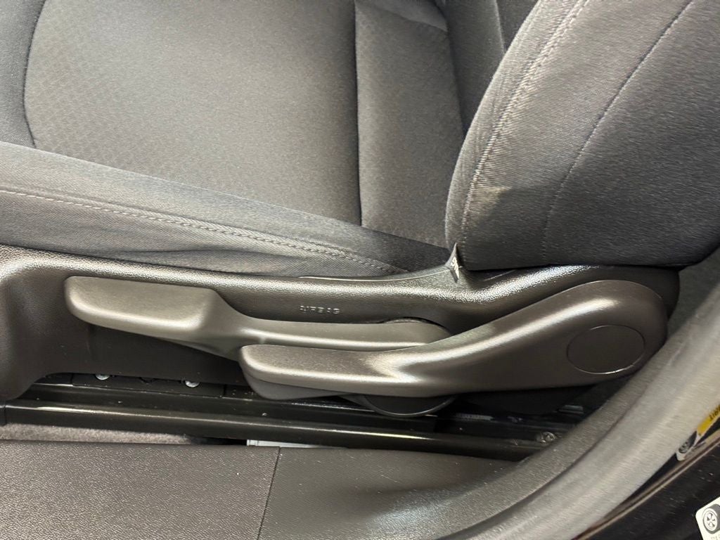 2016 Chevrolet Malibu LS 1LS