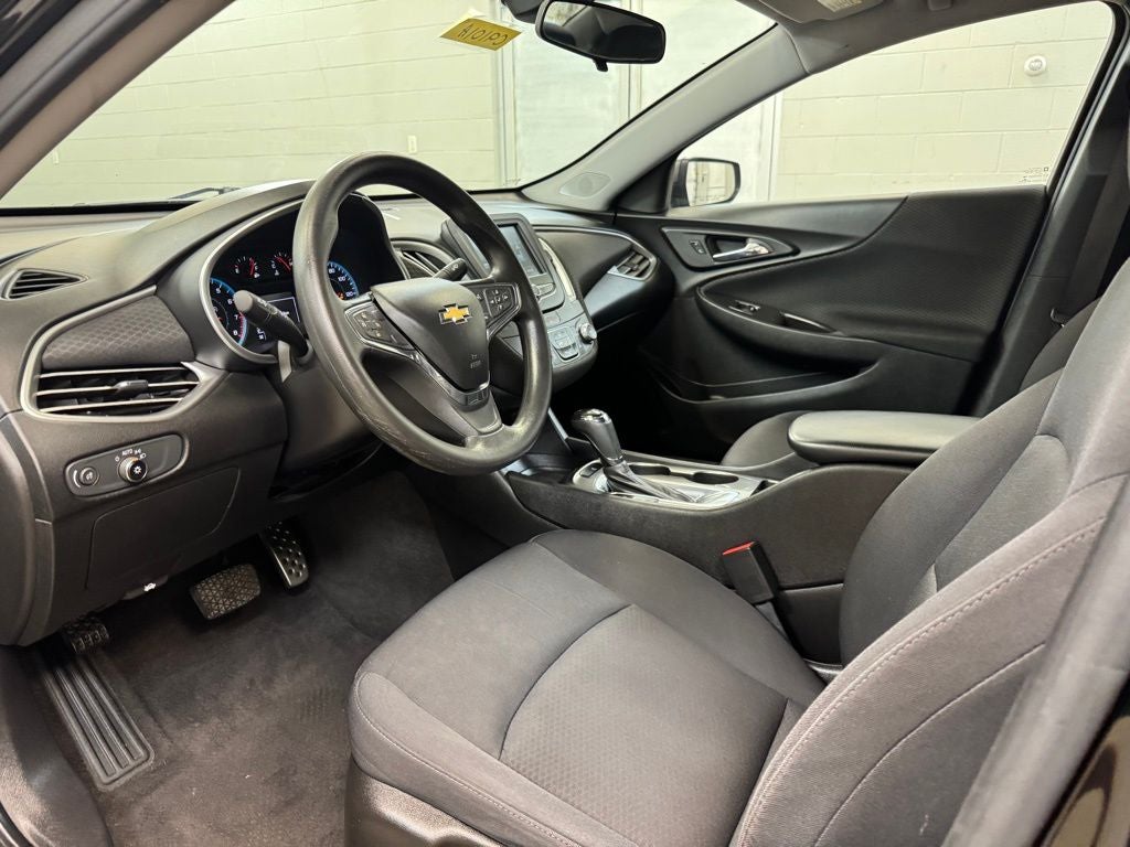 2016 Chevrolet Malibu LS 1LS