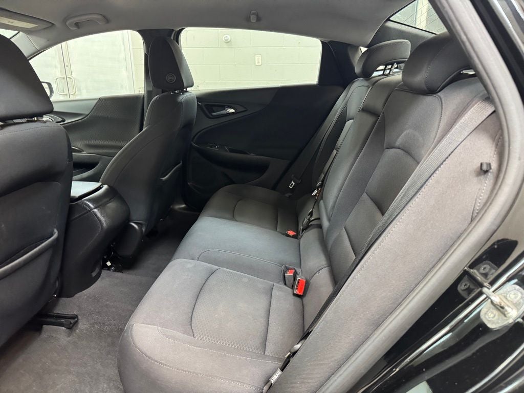 2016 Chevrolet Malibu LS 1LS