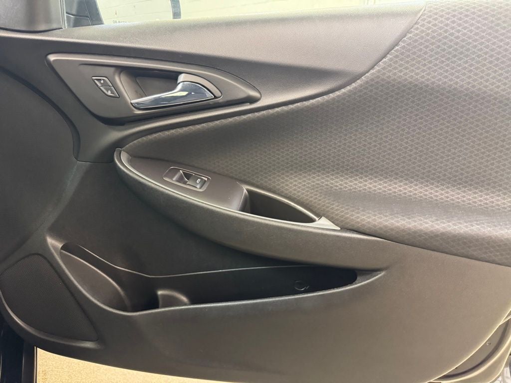 2016 Chevrolet Malibu LS 1LS