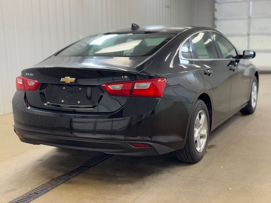 2016 Chevrolet Malibu LS 1LS
