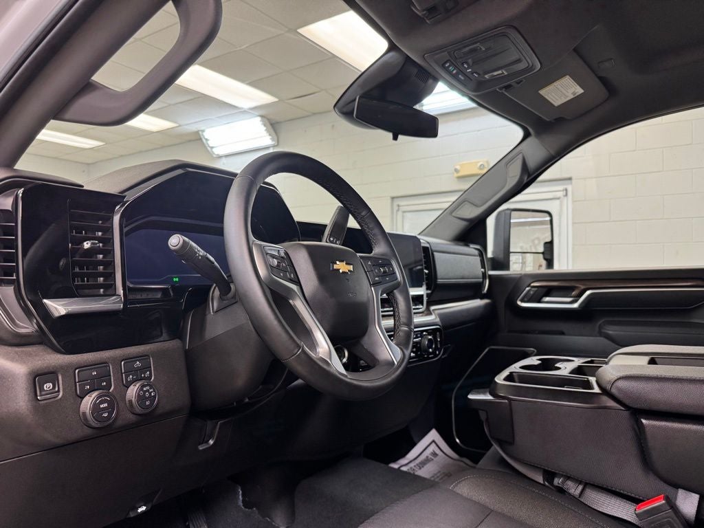 2025 Chevrolet Silverado 2500HD LT