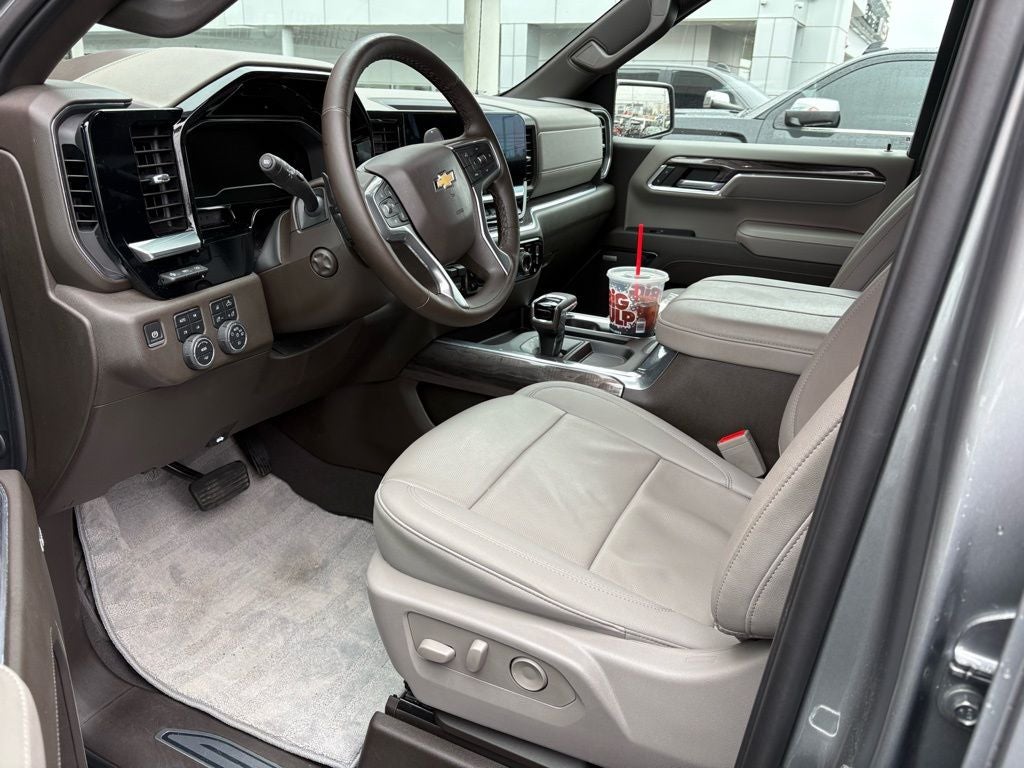 2024 Chevrolet Silverado 1500 LTZ