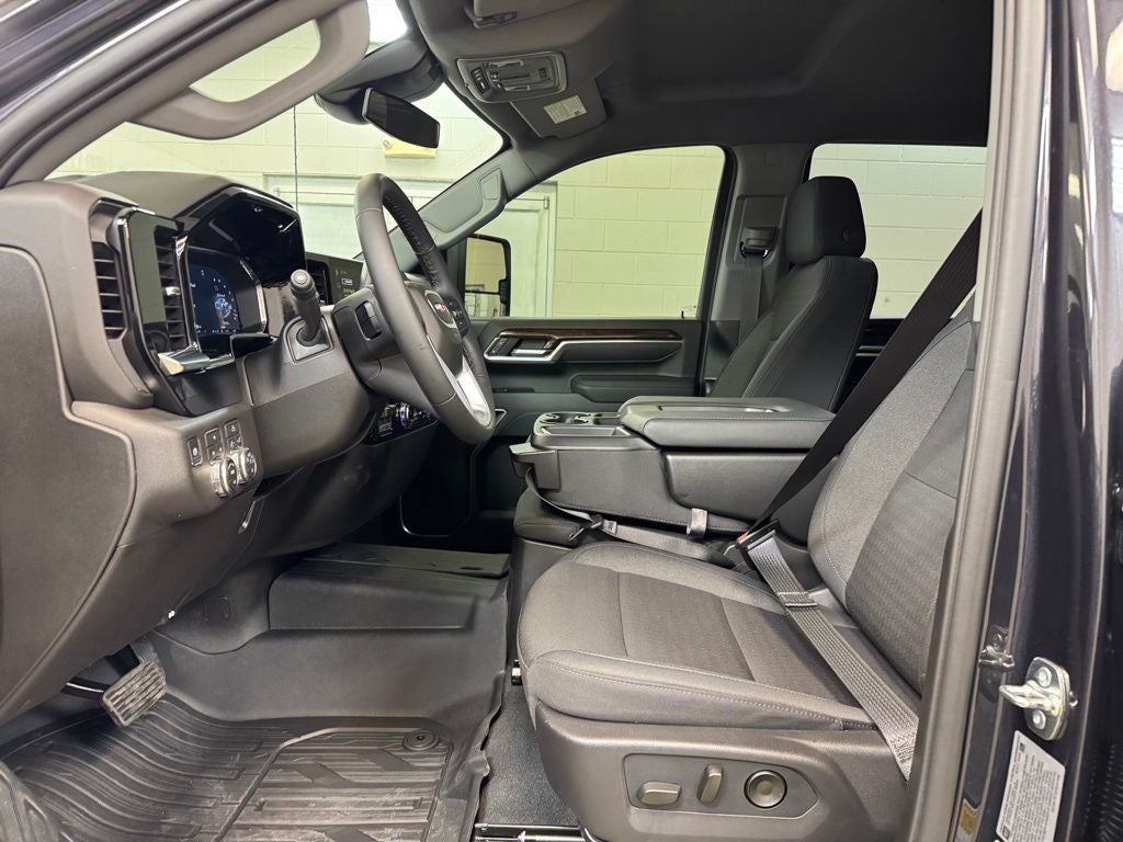 2026 GMC Sierra 3500HD SLE