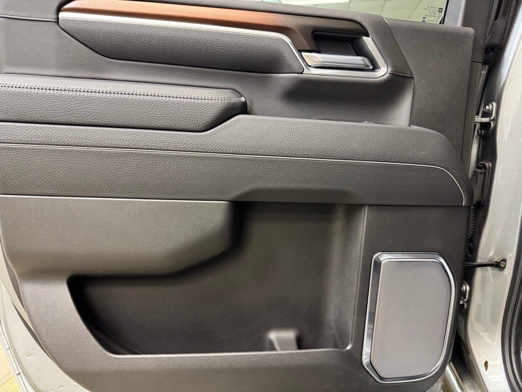 2025 GMC Sierra 3500HD Denali