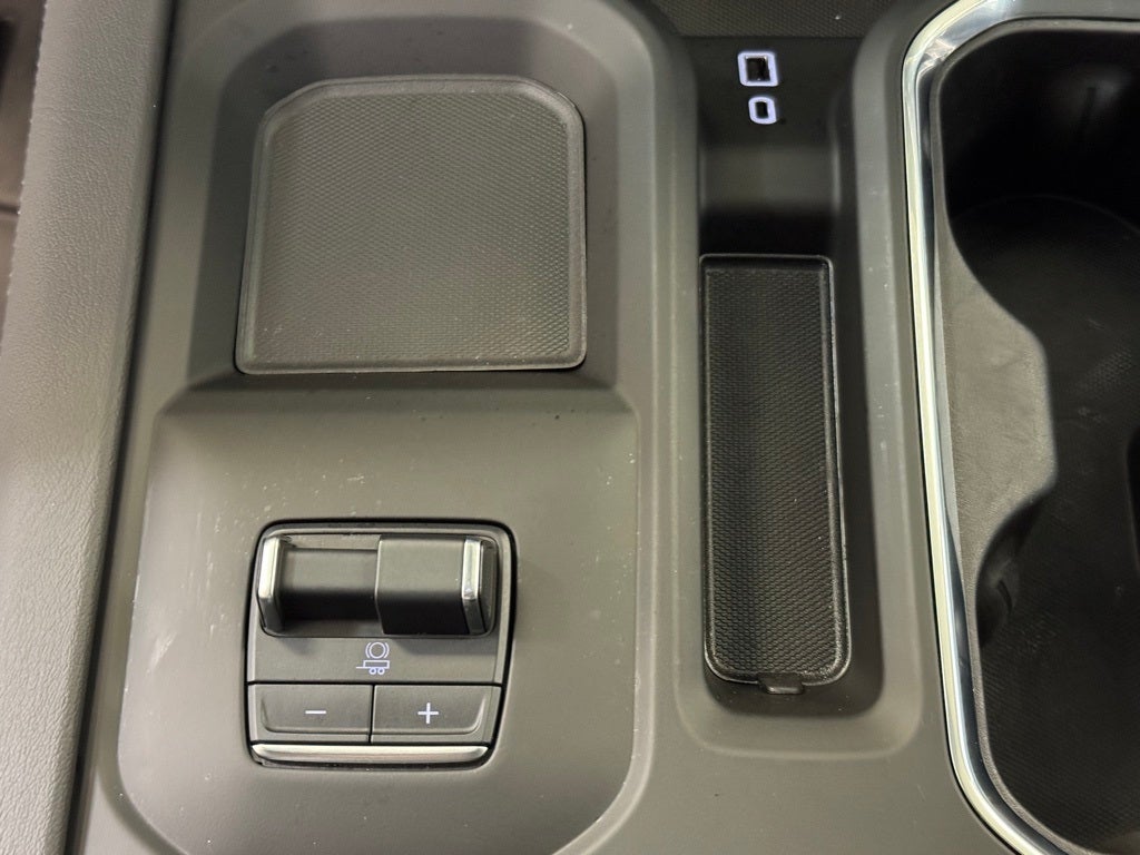 2025 GMC Sierra 3500HD Denali