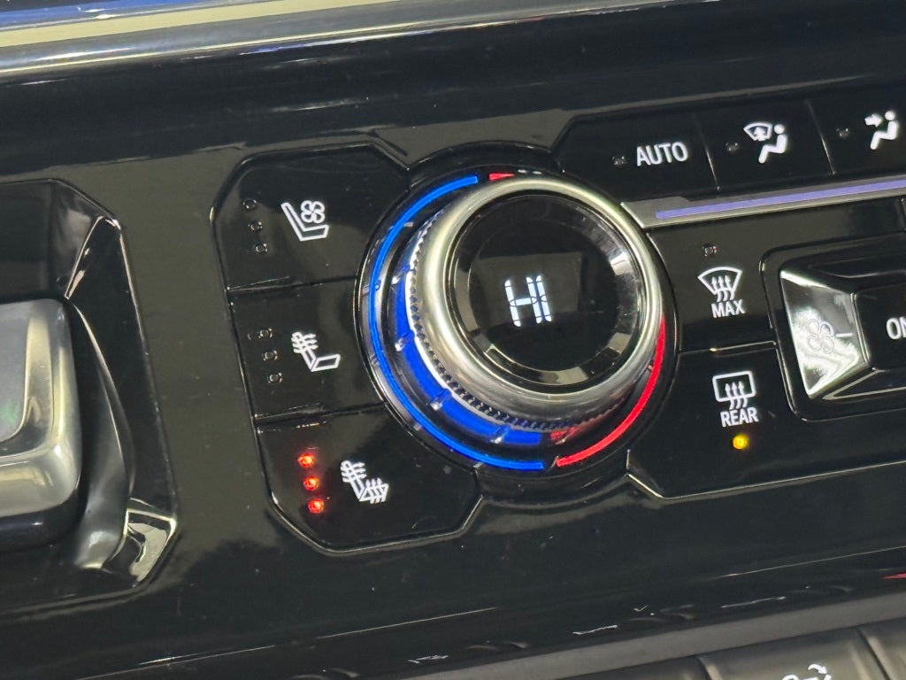 2025 GMC Sierra 3500HD Denali