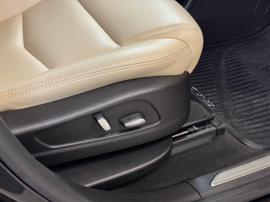 2019 Cadillac XT5 Base