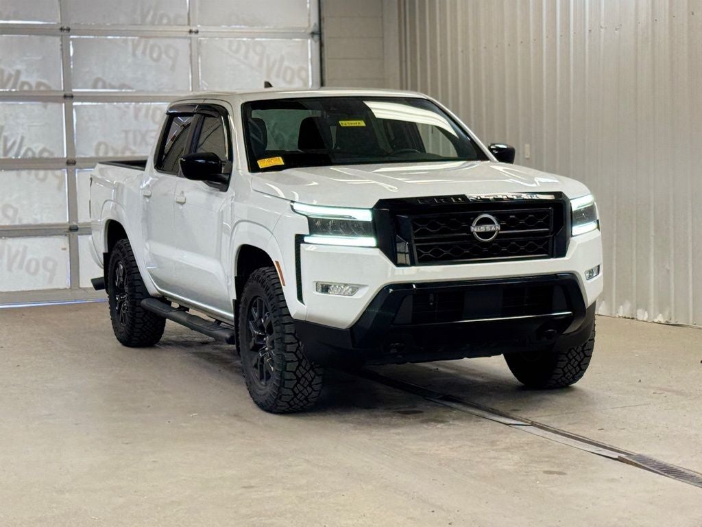2023 Nissan Frontier SV