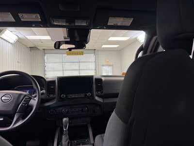 2023 Nissan Frontier SV