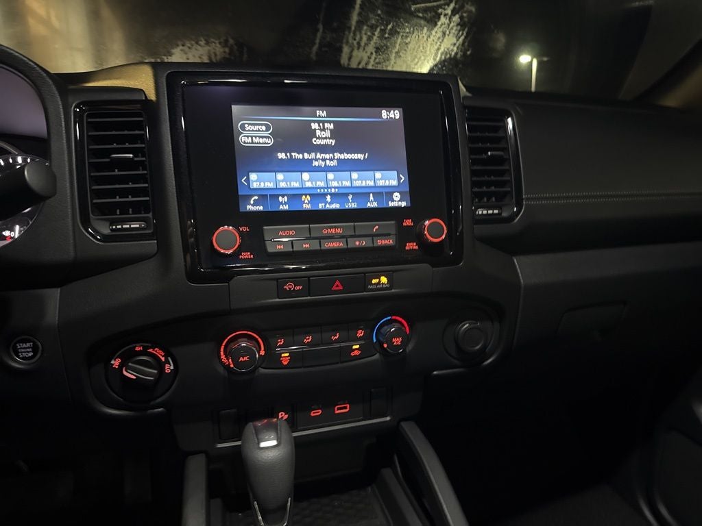 2023 Nissan Frontier SV