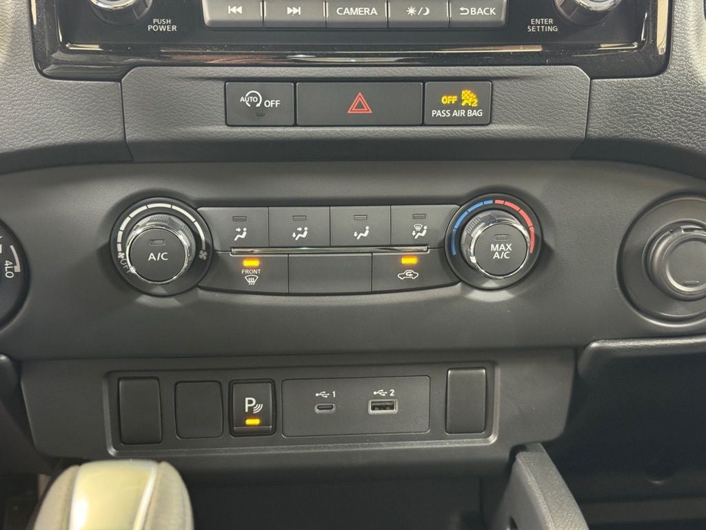 2023 Nissan Frontier SV