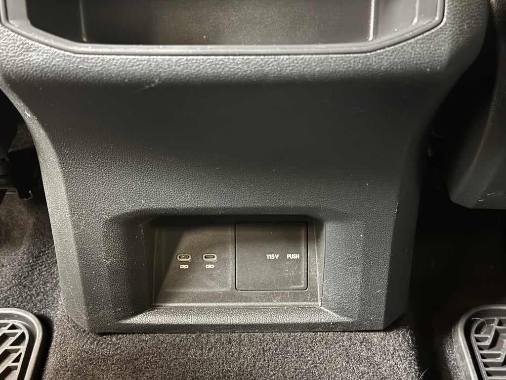 2021 Volkswagen Atlas Cross Sport 2.0T SE w/Technology