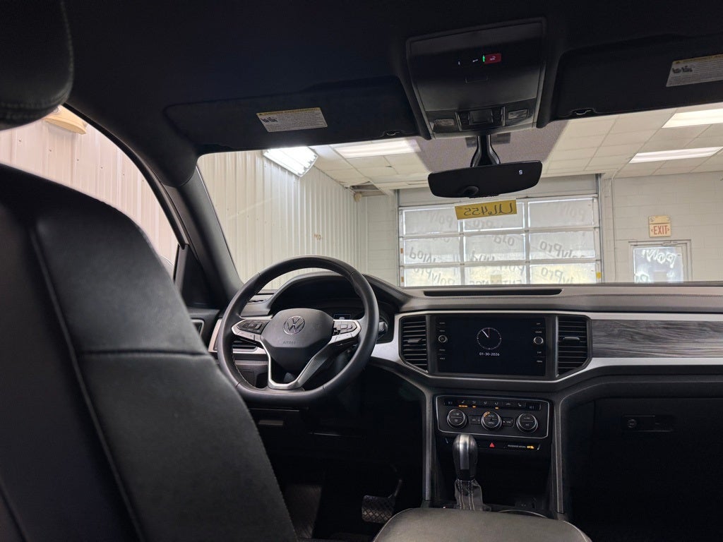 2021 Volkswagen Atlas Cross Sport 2.0T SE w/Technology