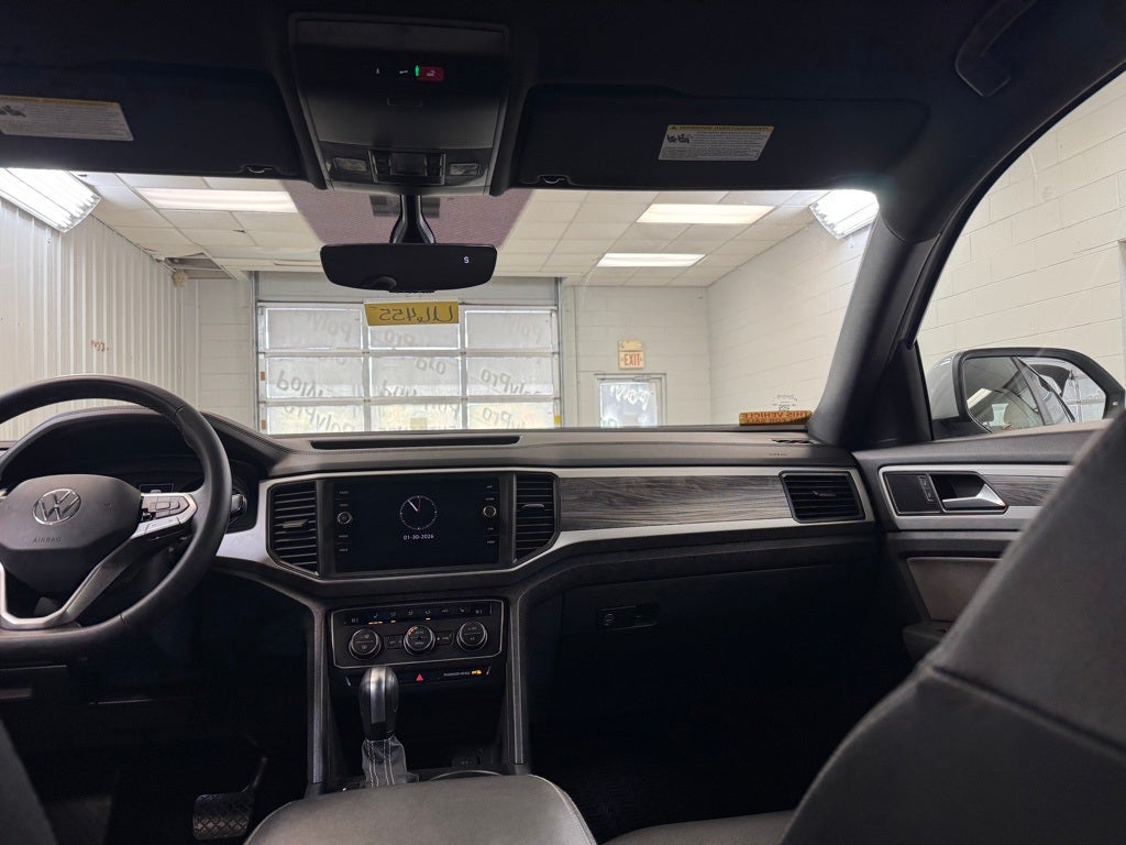 2021 Volkswagen Atlas Cross Sport 2.0T SE w/Technology