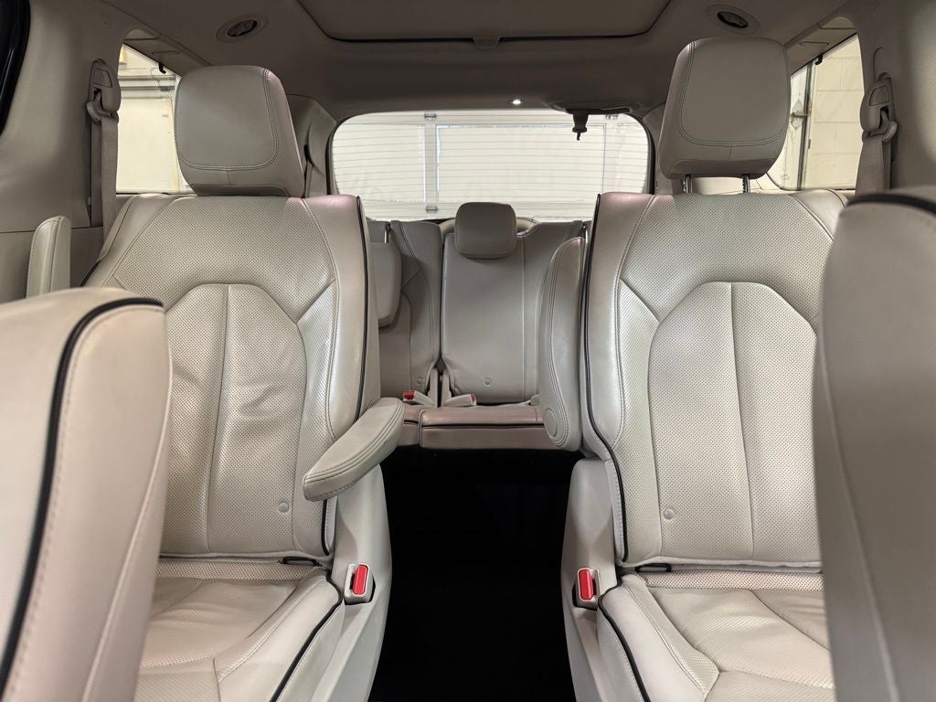 2018 Chrysler Pacifica Hybrid Limited