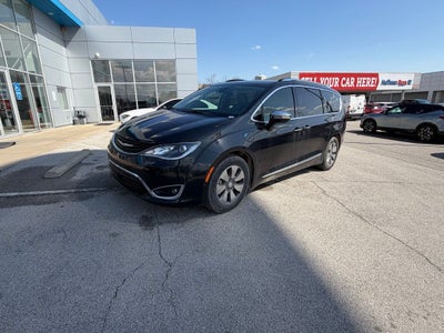 2018 Chrysler Pacifica Hybrid Limited