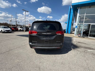 2018 Chrysler Pacifica Hybrid Limited