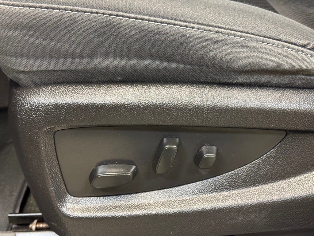 2017 Chevrolet Silverado 1500 LT Z71 LT2