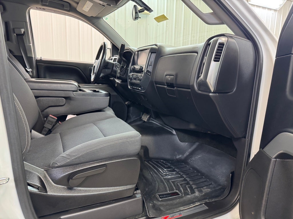 2017 Chevrolet Silverado 1500 LT Z71 LT2