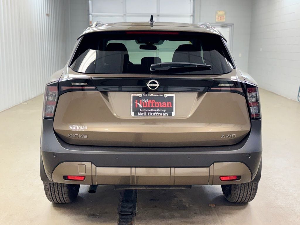 2026 Nissan Kicks SV