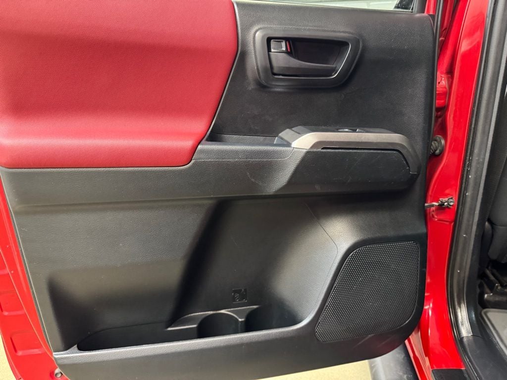 2018 Toyota Tacoma SR5 V6