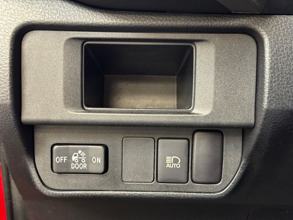 2018 Toyota Tacoma SR5 V6