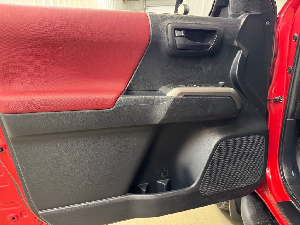 2018 Toyota Tacoma SR5 V6