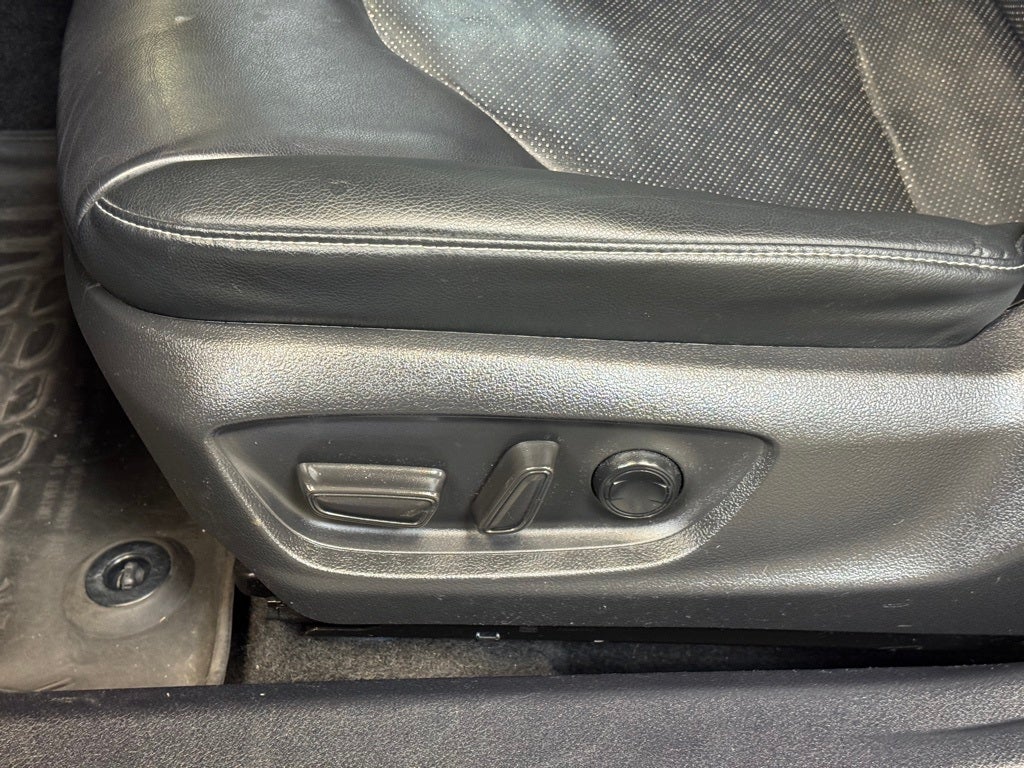 2021 Toyota Camry Hybrid XSE