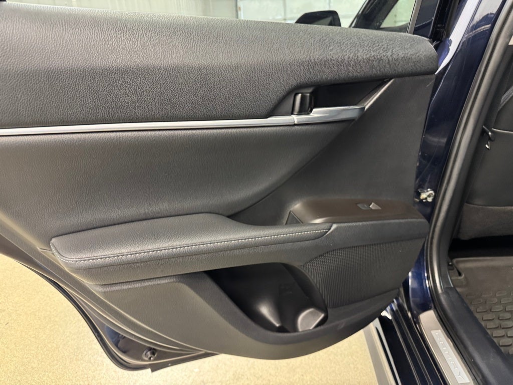 2021 Toyota Camry Hybrid XSE