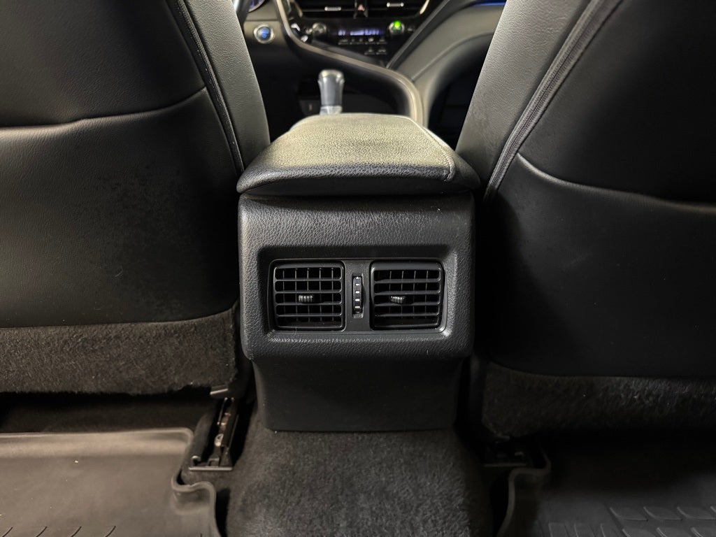 2021 Toyota Camry Hybrid XSE